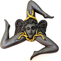 Тринакрия - символ Сицилии, достался от греков, а тем - от индийской свастики